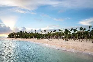 Hotel Bluebay Grand Punta Cana Luxury All Inclusive